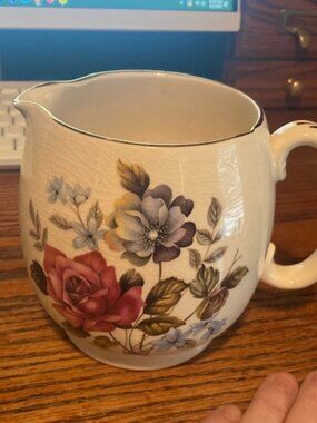Vintage Sadler Pottery (England)
